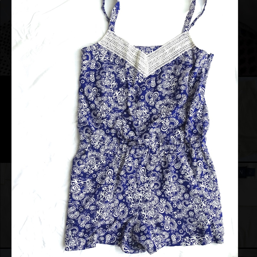 Club Monaco Romper size small